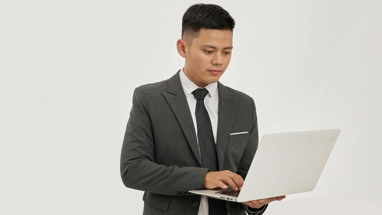 The Connection: How Form 2290 Impacts Your IRP Plate Compliance